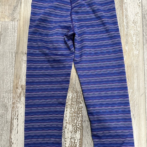 PURPLE/BLUE GIRLS CAPRIS by 90 Degrees by Reflex. Size Large 12 - Picture 2 of 5